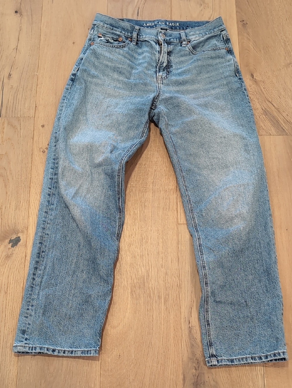 American Eagle Strigid Ex-Boyfriend Jeans